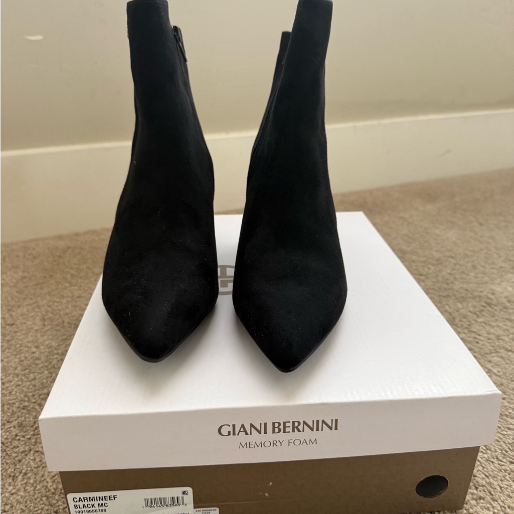 Giani Bernini Black Suede Ankle Booties